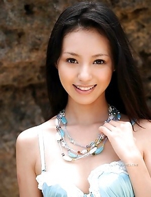 Big boobs of Aino Kishi will drive you mad and steal your calmness